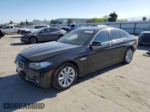 2016 BMW 5 Series 528i z VIN WBA5A5C56GG349749, wystawiony jako Copart lot #67141535 z przebiegiem 78 382 mil mil oraz Szkoda całkowita • Salvage title. Historia ofert i sprzedaży dostępna na DreamBid. Obrazek 1.