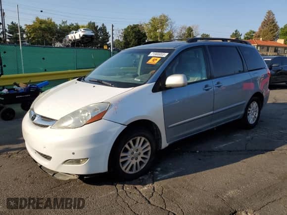 2009 Toyota Sienna XLE с VIN 5TDBK22C39S025989, выставлен на аукционе Copart как лот 71565055 с пробегом 240 859 миль миль и Чистый • Clean title. История ставок и продаж доступна на DreamBid. Изображение 1.