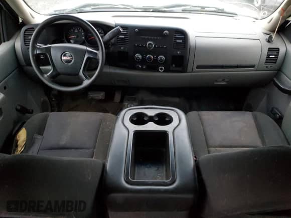 2010 GMC Sierra 1500 Work Truck with VIN 3GTRKTEA0AG127140, listed as a Copart auction lot 81400564 with 174,876 mi miles and Clean title. Bid and sale history available at DreamBid. Image 8.