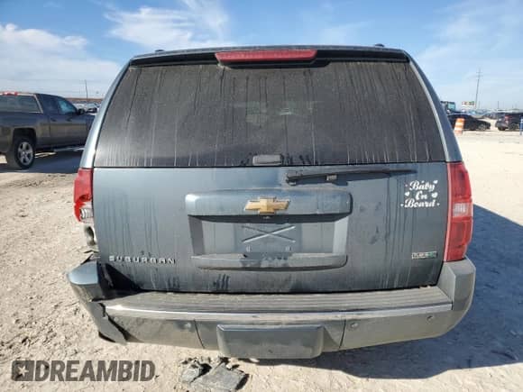 2010 Chevrolet Suburban LTZ with VIN 1GNUKKE37AR165641, listed as a Copart auction lot 88939935 with 203,190 mi miles and Salvage title. Bid and sale history available at DreamBid. Image 6.