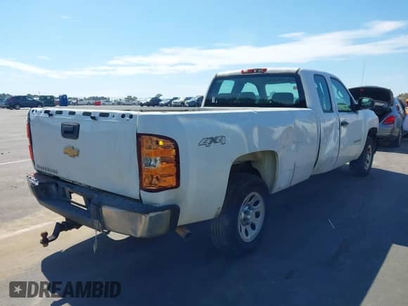 2011 Chevrolet Silverado 1500 Work Truck с VIN 1GCRCPE03BZ210929, выставлен на аукционе IAAI как лот 43278909 с пробегом 312 234 миль миль и . История ставок и продаж доступна на DreamBid. Изображение 4.