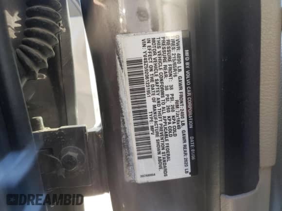2006 Volvo XC70 with VIN YV4SZ592061231951, listed as a Copart auction lot 80716565 with 224,501 mi miles and Salvage title. Bid and sale history available at DreamBid. Image 12.
