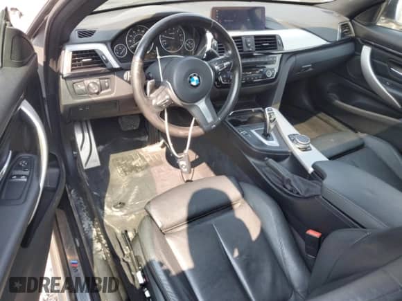 2019 BMW 4 Series 430i xDrive z VIN WBA4W5C53KAE51411, wystawiony jako Copart lot #67192495 z przebiegiem 96 472 mil mil oraz Nie do naprawy • Non repairable. Historia ofert i sprzedaży dostępna na DreamBid. Obrazek 8.