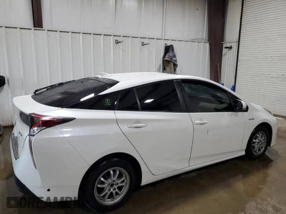 2016 Toyota Prius Three z VIN JTDKARFU2G3011434, wystawiony jako Copart lot #84400565 z przebiegiem 228 758 mil mil oraz Szkoda całkowita • Salvage title. Historia ofert i sprzedaży dostępna na DreamBid. Obrazek 3.