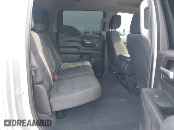 2020 Chevrolet Silverado 1500 Custom z VIN 3GCPWBEK7LG379873, wystawiony jako IAAI lot #42064426 z przebiegiem 94 351 mil mil oraz . Historia ofert i sprzedaży dostępna na DreamBid. Obrazek 19.