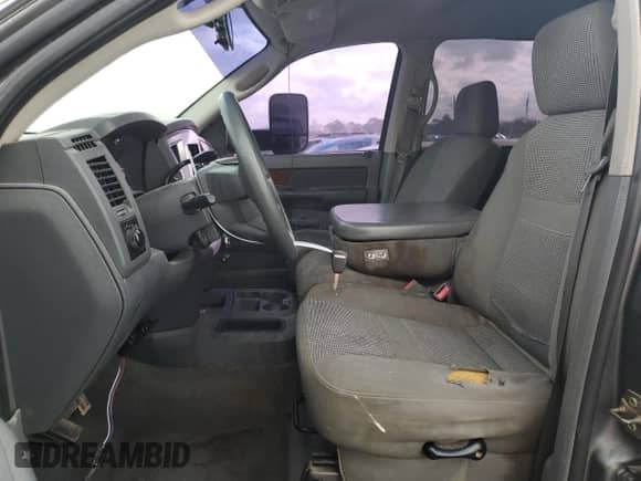 2006 Dodge 3500 Laramie with VIN 3D7LX39CX6G195722, listed as a Copart auction lot 89130065 with 246,074 mi miles and Salvage title. Bid and sale history available at DreamBid. Image 7.