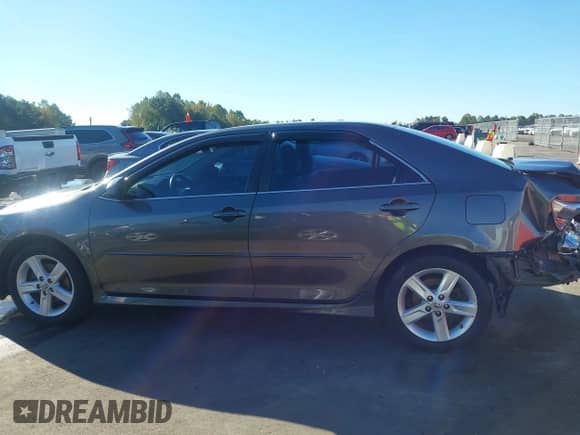 2013 Toyota Camry SE с VIN 4T1BF1FK9DU718761, выставлен на аукционе IAAI как лот 43457397 с пробегом 159 696 миль миль и . История ставок и продаж доступна на DreamBid. Изображение 15.