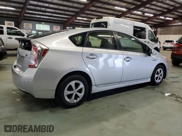 2012 Toyota Prius One with VIN JTDKN3DU0C1495758, listed as a Copart auction lot 84235385 with 271,121 mi miles and Clean title. Bid and sale history available at DreamBid. Image 3.