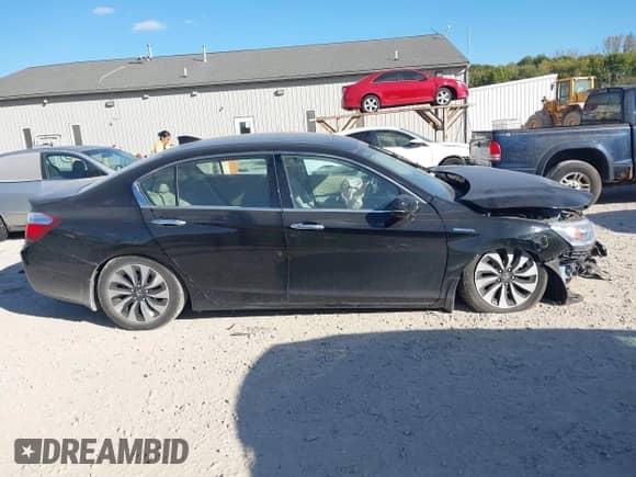 2014 Honda Accord Touring с VIN 1HGCR6F7XEA001220, выставлен на аукционе IAAI как лот 43445066 с пробегом 71 372 миль миль и . История ставок и продаж доступна на DreamBid. Изображение 13.