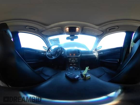 2017 Chrysler 300 C с VIN 2C3CCAKG1HH665117, выставлен на аукционе IAAI как лот 42628044 с пробегом 114 769 миль миль и . История ставок и продаж доступна на DreamBid. Изображение 21.