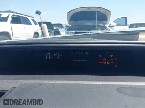 2015 Toyota Prius One z VIN JTDKDTB36F1098234, wystawiony jako IAAI lot #43056902 z przebiegiem 98 125 mil mil oraz . Historia ofert i sprzedaży dostępna na DreamBid. Obrazek 7.