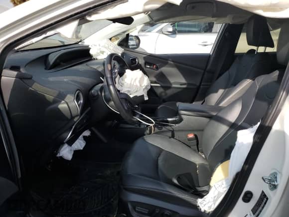 2020 Toyota Prius LE с VIN JTDKARFP9L3156037, выставлен на аукционе Copart как лот 81421535 с пробегом 82 209 миль миль и Списание • Salvage title. История ставок и продаж доступна на DreamBid. Изображение 7.