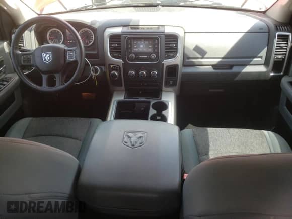 2014 Ram 1500 Big Horn z VIN 1C6RR6GG2ES403936, wystawiony jako Copart lot #63056545 z przebiegiem 77 824 mil mil oraz Szkoda całkowita • Salvage title. Historia ofert i sprzedaży dostępna na DreamBid. Obrazek 8.