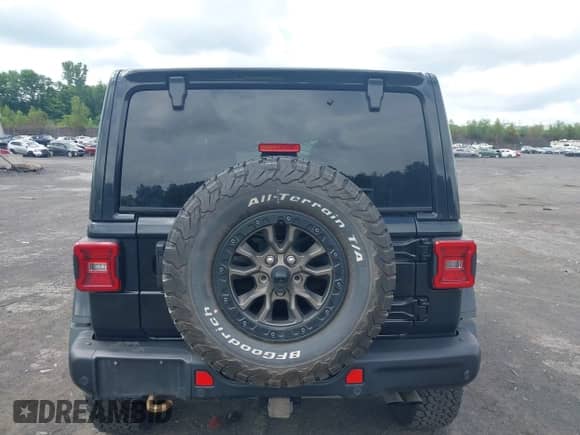 2022 Jeep Wrangler Unlimited Rubicon 392 с VIN 1C4JJXSJ0NW117971, выставлен на аукционе IAAI как лот 42671763 с пробегом 28 813 миль миль и . История ставок и продаж доступна на DreamBid. Изображение 16.