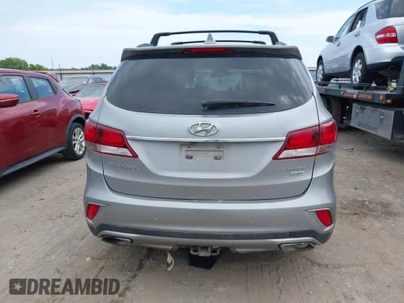 2017 Hyundai Santa Fe SE Ultimate with VIN KM8SR4HF0HU186413, listed as a IAAI auction lot 43181856 with Not provided miles and . Bid and sale history available at DreamBid. Image 17.