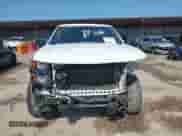 2019 Chevrolet Silverado 1500 Work Truck z VIN 3GCUYAEF3KG228943, wystawiony jako IAAI lot #42733066 z przebiegiem 148 329 mil mil oraz . Historia ofert i sprzedaży dostępna na DreamBid. Obrazek 11.