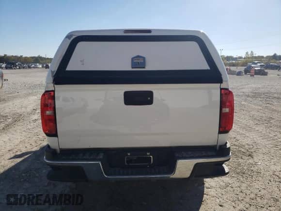 2018 Chevrolet Colorado 2WD Work Truck z VIN 1GCHSBEA0J1275339, wystawiony jako Copart lot #85887215 z przebiegiem 149 662 mil mil oraz Czysty tytuł • Clean title. Historia ofert i sprzedaży dostępna na DreamBid. Obrazek 6.