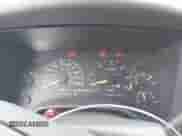 1996 Chevrolet Blazer z VIN 1GNCS13W6T2179271, wystawiony jako IAAI lot #41621943 z przebiegiem 103 498 mil mil oraz . Historia ofert i sprzedaży dostępna na DreamBid. Obrazek 7.