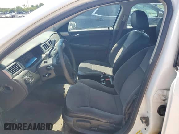 2012 Chevrolet Impala Police Police с VIN 2G1WD5E3XC1321351, выставлен на аукционе Copart как лот 65381295 с пробегом 120 480 миль миль и Списание • Salvage title. История ставок и продаж доступна на DreamBid. Изображение 7.