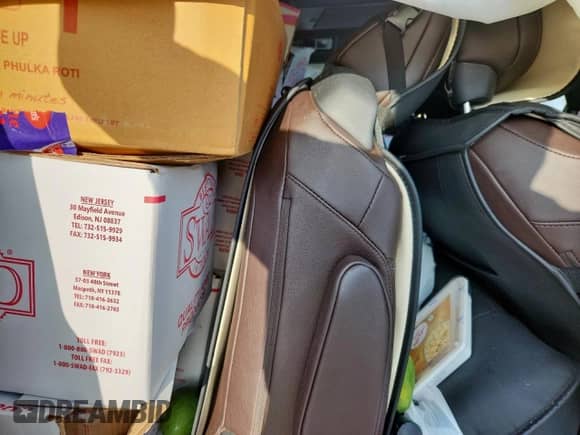 2023 Toyota Sienna Platinum с VIN 5TDESKFC1PS107059, выставлен на аукционе Copart как лот 59583485 с пробегом Не указан миль и Списание • Salvage title. История ставок и продаж доступна на DreamBid. Изображение 11.