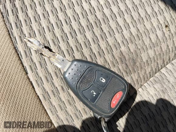 2006 Dodge 1500 SLT с VIN 3D7KS19D86G226683, выставлен на аукционе IAAI как лот 43337656 с пробегом 223 143 миль миль и . История ставок и продаж доступна на DreamBid. Изображение 11.