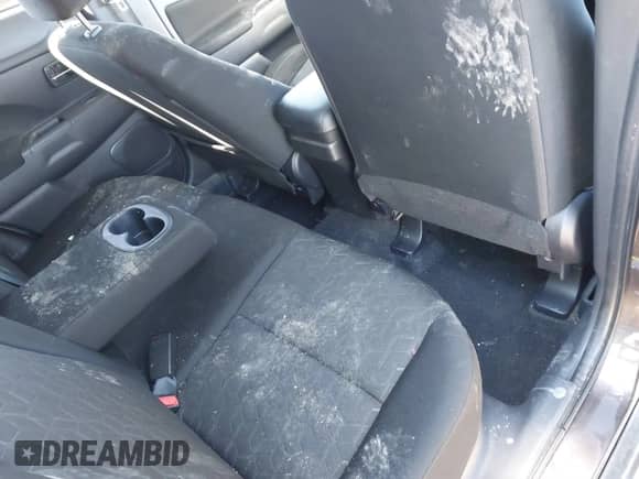 2021 Mitsubishi Outlander ES z VIN JA4APUAU1MU000896, wystawiony jako IAAI lot #41721805 z przebiegiem 101 199 mil mil oraz . Historia ofert i sprzedaży dostępna na DreamBid. Obrazek 8.