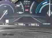 2019 BMW 5 Series 530e xDrive z VIN WBAJB1C51KB375850, wystawiony jako IAAI lot #42375948 z przebiegiem 70 680 mil mil oraz . Historia ofert i sprzedaży dostępna na DreamBid. Obrazek 15.