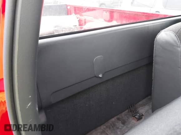 2000 Chevrolet Silverado 1500 с VIN 1GCEC14W0YE175817, выставлен на аукционе IAAI как лот 41677789 с пробегом 113 863 миль миль и . История ставок и продаж доступна на DreamBid. Изображение 8.