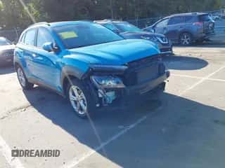 2022 Hyundai Kona SEL z VIN KM8K32AB9NU769927, wystawiony jako IAAI lot #43119685 z przebiegiem 33 475 mil mil oraz . Historia ofert i sprzedaży dostępna na DreamBid. Obrazek 1.