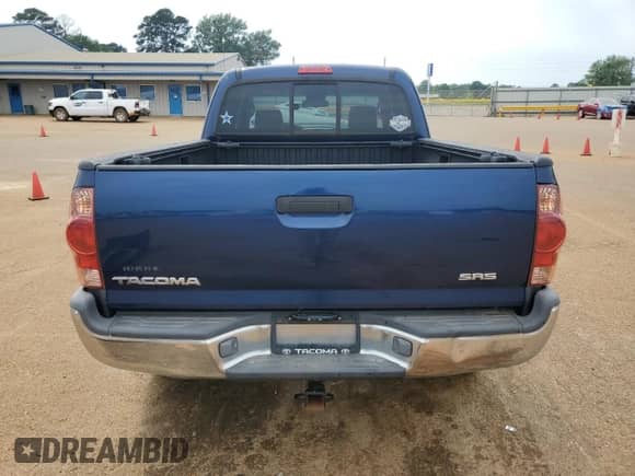 2007 Toyota Tacoma with VIN 5TEUX42N37Z425543, listed as a Copart auction lot 53050065 with 190,839 mi miles and Clean title. Bid and sale history available at DreamBid. Image 6.