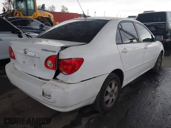 2004 Toyota Corolla CE z VIN JTDBR32E942041472, wystawiony jako IAAI lot #43225890 z przebiegiem 144 291 mil mil oraz . Historia ofert i sprzedaży dostępna na DreamBid. Obrazek 4.