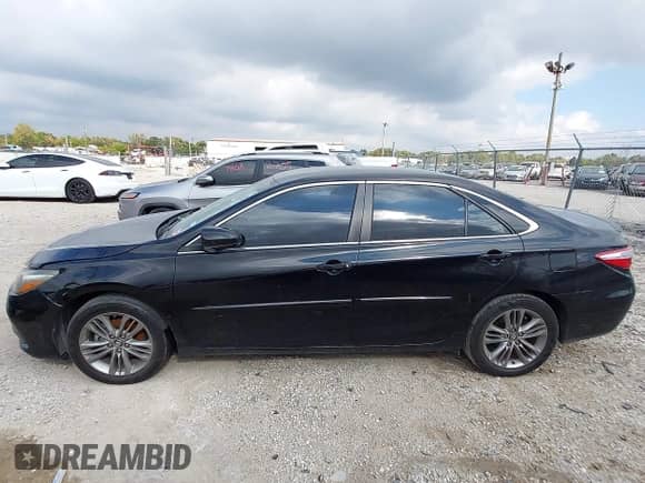 2017 Toyota Camry XLE с VIN 4T1BF1FK6HU343871, выставлен на аукционе IAAI как лот 43315883 с пробегом 135 250 миль миль и . История ставок и продаж доступна на DreamBid. Изображение 14.