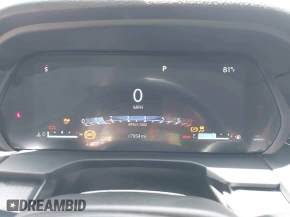 2023 Jeep Grand Cherokee Laredo z VIN 1C4RJJAG1P8867232, wystawiony jako IAAI lot #42620097 z przebiegiem 17 954 mil mil oraz . Historia ofert i sprzedaży dostępna na DreamBid. Obrazek 7.