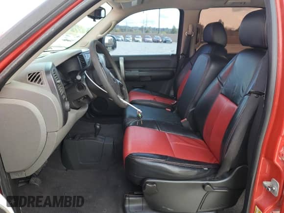 2008 GMC Sierra 1500 SL with VIN 2GTEK13C381146615, listed as a Copart auction lot 51348715 with 219,269 mi miles and Salvage title. Bid and sale history available at DreamBid. Image 7.