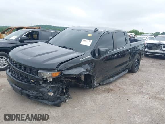 2020 Chevrolet Silverado 1500 Custom с VIN 1GCUYBEF7LZ158032, выставлен на аукционе IAAI как лот 42397170 с пробегом 54 086 миль миль и . История ставок и продаж доступна на DreamBid. Изображение 19.