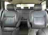 2006 Toyota Sienna XLE z VIN 5TDBA22C06S060763, wystawiony jako Copart lot #68841795 z przebiegiem 247 453 mil mil oraz Szkoda całkowita • Salvage title. Historia ofert i sprzedaży dostępna na DreamBid. Obrazek 10.