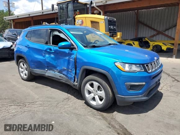 2019 Jeep Compass Latitude с VIN 3C4NJDBB0KT723507, выставлен на аукционе Copart как лот 63998115 с пробегом 76 648 миль миль и Списание • Salvage title. История ставок и продаж доступна на DreamBid. Изображение 4.