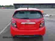 2013 Chevrolet Sonic RS z VIN 1G1JH6SB5D4158355, wystawiony jako IAAI lot #42234638 z przebiegiem 164 870 mil mil oraz . Historia ofert i sprzedaży dostępna na DreamBid. Obrazek 16.