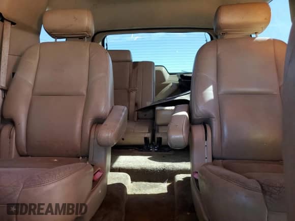 2009 Cadillac Escalade z VIN 1GYFC23249R197459, wystawiony jako Copart lot #49845595 z przebiegiem Nie podano mil oraz Czysty tytuł • Clean title. Historia ofert i sprzedaży dostępna na DreamBid. Obrazek 10.