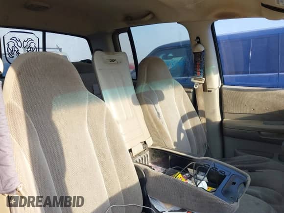 2001 Dodge Dakota Sport with VIN 1B7HL2AN61S297510, listed as a IAAI auction lot 43232339 with 216,879 mi miles and . Bid and sale history available at DreamBid. Image 5.