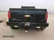 2015 Chevrolet Silverado 3500HD LTZ с VIN 1GC4K0C88FF624728, выставлен на аукционе Copart как лот 44182945 с пробегом Не указан миль и На запчасти • Non repairable. История ставок и продаж доступна на DreamBid. Изображение 6.