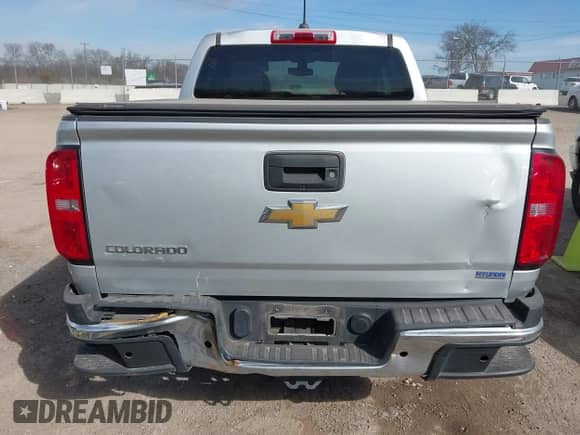 2019 Chevrolet Colorado 2WD Work Truck с VIN 1GCGSBEA7K1199177, выставлен на аукционе IAAI как лот 41622091 с пробегом 105 231 миль миль и . История ставок и продаж доступна на DreamBid. Изображение 16.
