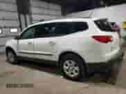 2012 Chevrolet Traverse LS z VIN 1GNKVFED5CJ182793, wystawiony jako Copart lot #82520115 z przebiegiem 149 446 mil mil oraz Szkoda całkowita • Salvage title. Historia ofert i sprzedaży dostępna na DreamBid. Obrazek 2.