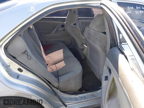 2007 Toyota Camry CE с VIN 4T1BE46K57U515505, выставлен на аукционе IAAI как лот 43101780 с пробегом 215 888 миль миль и . История ставок и продаж доступна на DreamBid. Изображение 8.