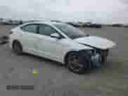 2017 Hyundai Elantra SE z VIN 5NPD84LF4HH140407, wystawiony jako Copart lot #84642105 z przebiegiem 86 788 mil mil oraz Szkoda całkowita • Salvage title. Historia ofert i sprzedaży dostępna na DreamBid. Obrazek 4.