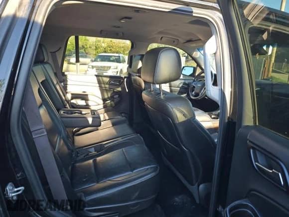 2015 Chevrolet Tahoe LT с VIN 1GNSKBKC3FR159337, выставлен на аукционе Copart как лот 89450035 с пробегом 173 457 миль миль и Чистый • Clean title. История ставок и продаж доступна на DreamBid. Изображение 6.