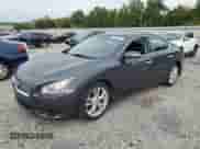 2013 Nissan Maxima SV z VIN 1N4AA5AP1DC823377, wystawiony jako Copart lot #81745275 z przebiegiem 130 979 mil mil oraz Szkoda całkowita • Salvage title. Historia ofert i sprzedaży dostępna na DreamBid. Obrazek 1.