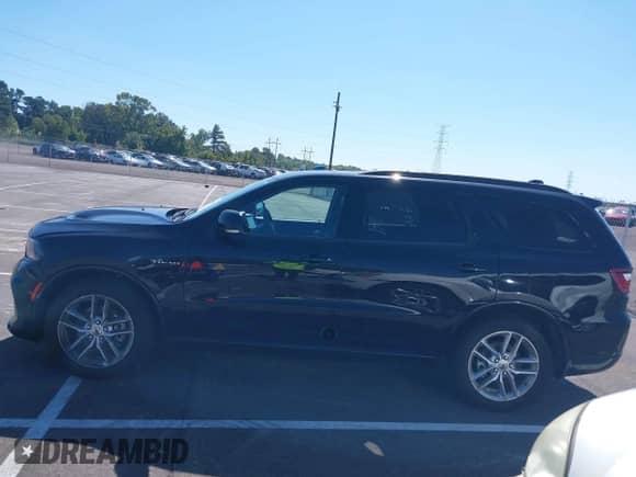 2024 Dodge Durango R/T Plus with VIN 1C4SDJCT7RC144035, listed as a IAAI auction lot 43368467 with 39,730 mi miles and . Bid and sale history available at DreamBid. Image 14.