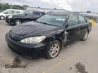2005 Toyota Camry LE with VIN 4T1BF32K25U097611, listed as a Copart auction lot 84171595 with 146,358 mi miles and Clean title. Bid and sale history available at DreamBid. Image 1.