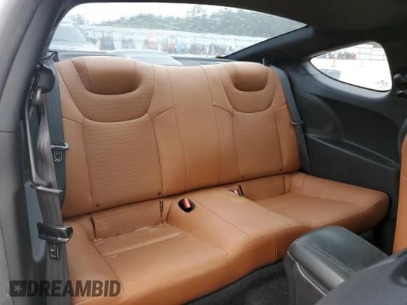 2014 Hyundai Genesis Coupe R-Spec with VIN KMHHU6KJ1EU120482, listed as a Copart auction lot 70421204 with 111,356 mi miles and Clean title. Bid and sale history available at DreamBid. Image 10.